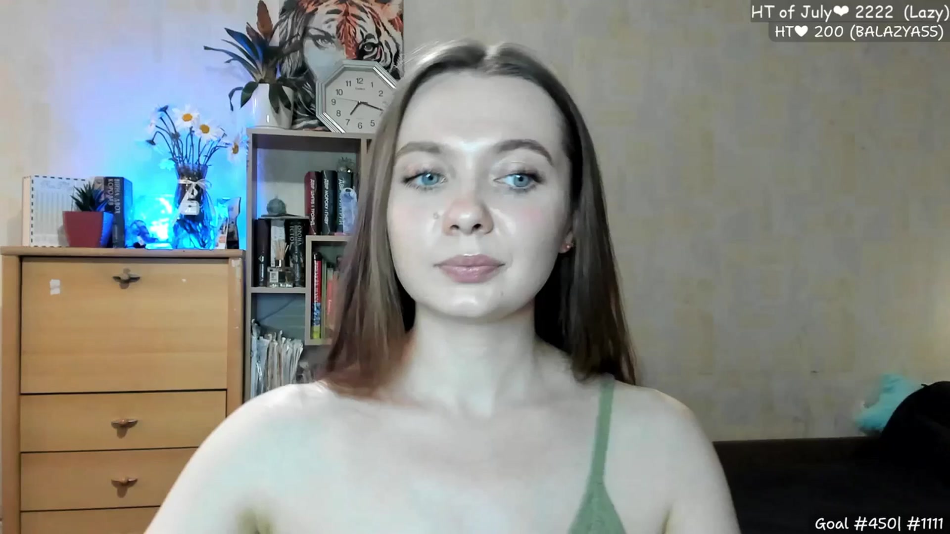 Gallery image thumbnail from LizaGhost's myfreecams stream on, 07/20/2023, 16:25 image 8 of 20