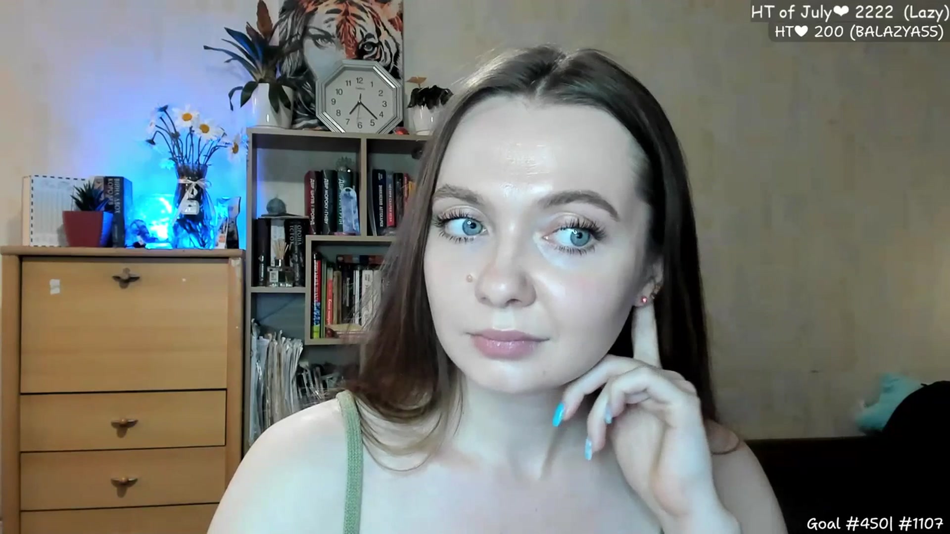 Gallery image thumbnail from LizaGhost's myfreecams stream on, 07/20/2023, 16:25 image 17 of 20