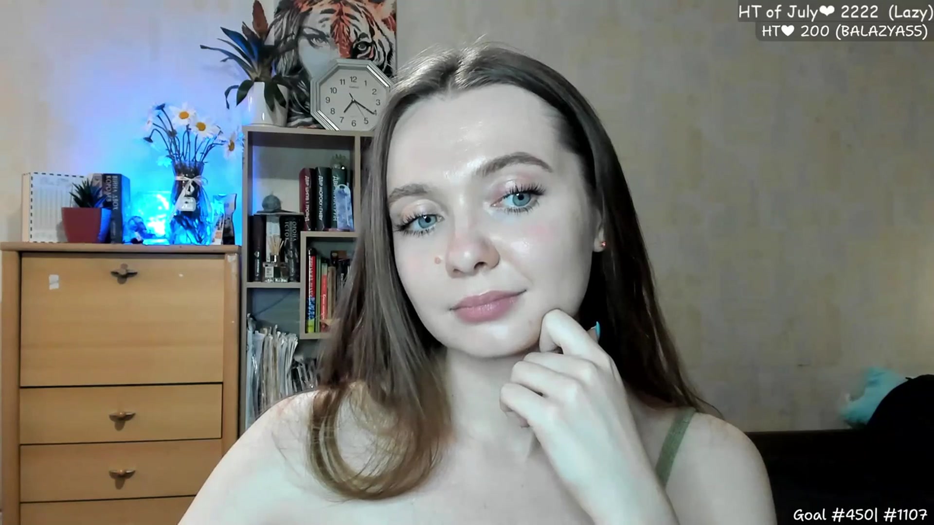 Gallery image thumbnail from LizaGhost's myfreecams stream on, 07/20/2023, 16:25 image 13 of 20