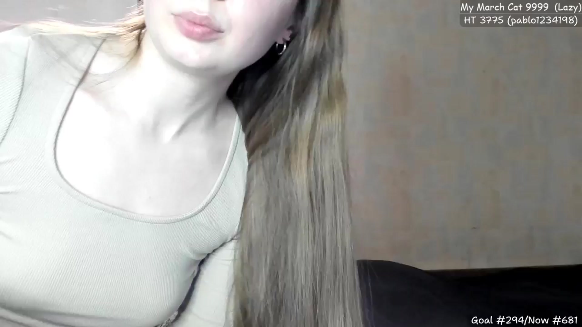 Gallery image thumbnail from LizaGhost's myfreecams stream on, 03/28/2024, 17:00 image 13 of 20