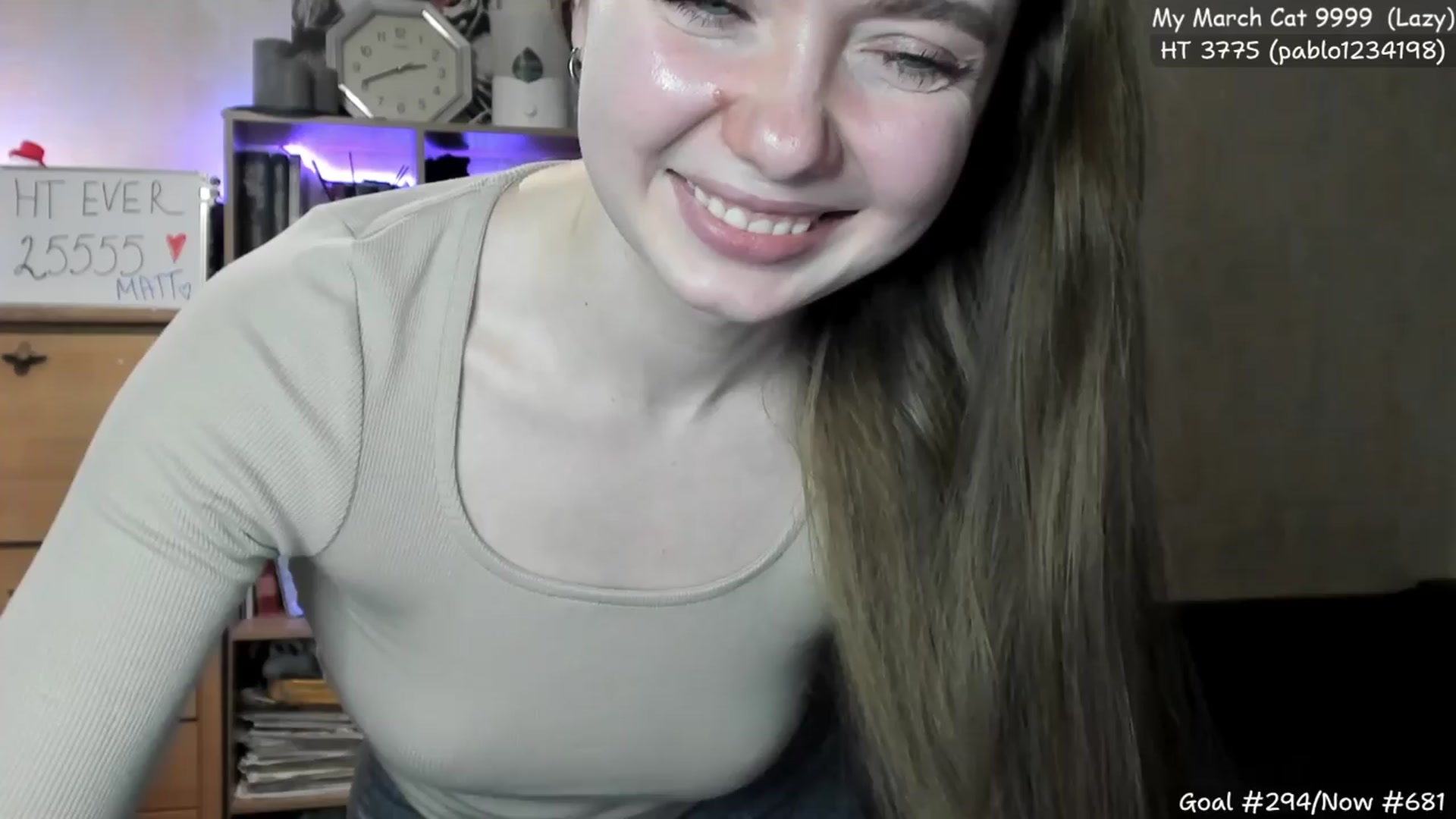 Gallery image thumbnail from LizaGhost's myfreecams stream on, 03/28/2024, 17:00 image 14 of 20