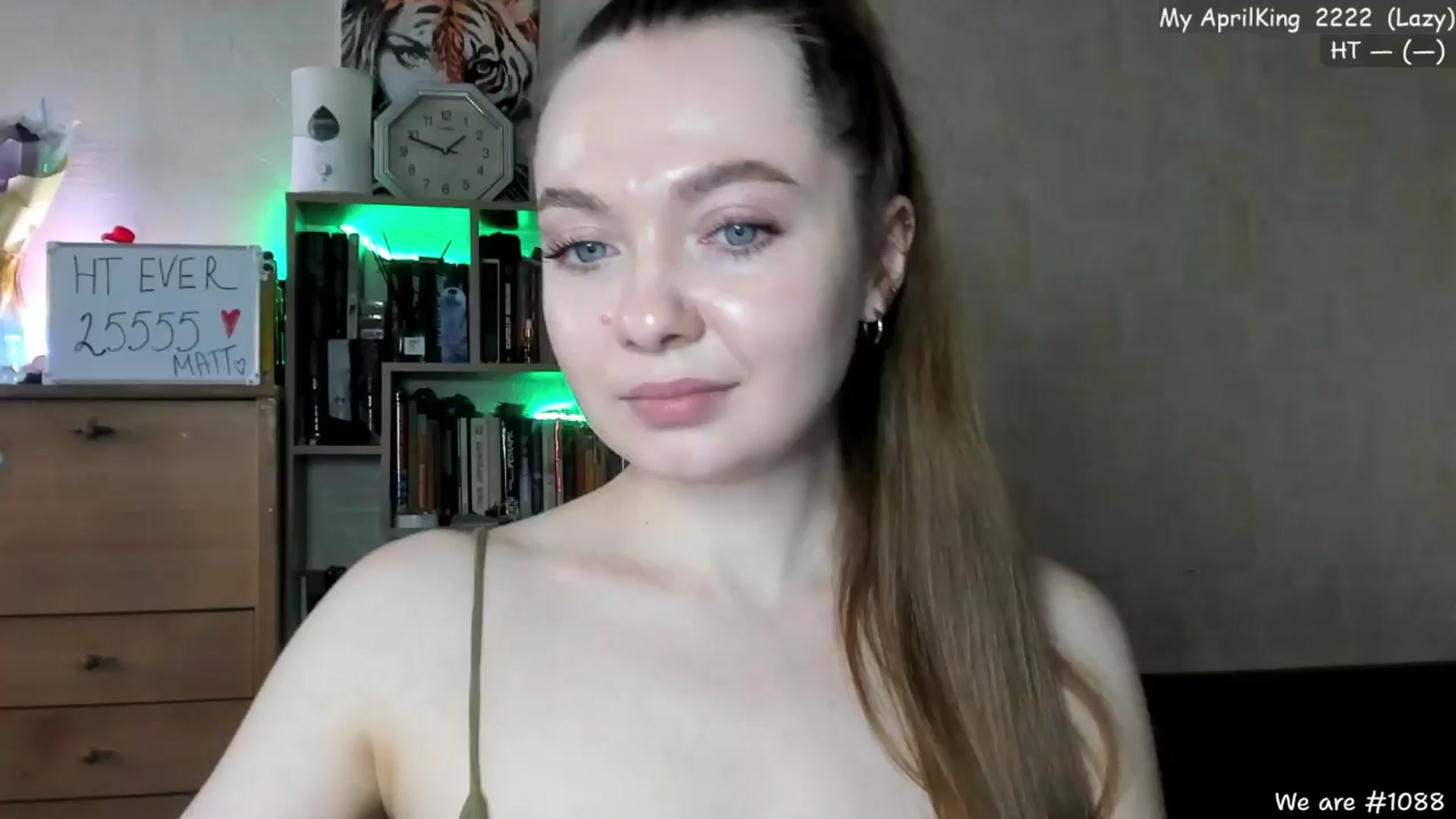 Gallery image thumbnail from LizaGhost's myfreecams stream on, 04/12/2024, 13:40 image 5 of 20