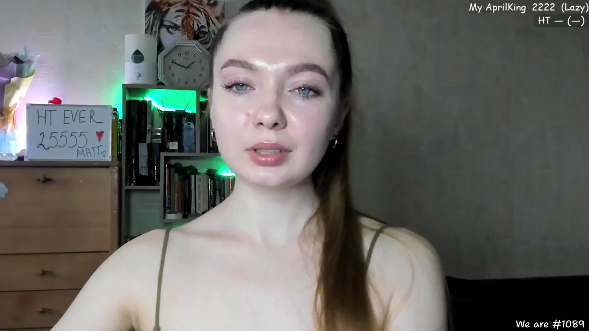 Gallery image thumbnail from LizaGhost's myfreecams stream on, 04/12/2024, 13:40 image 16 of 20