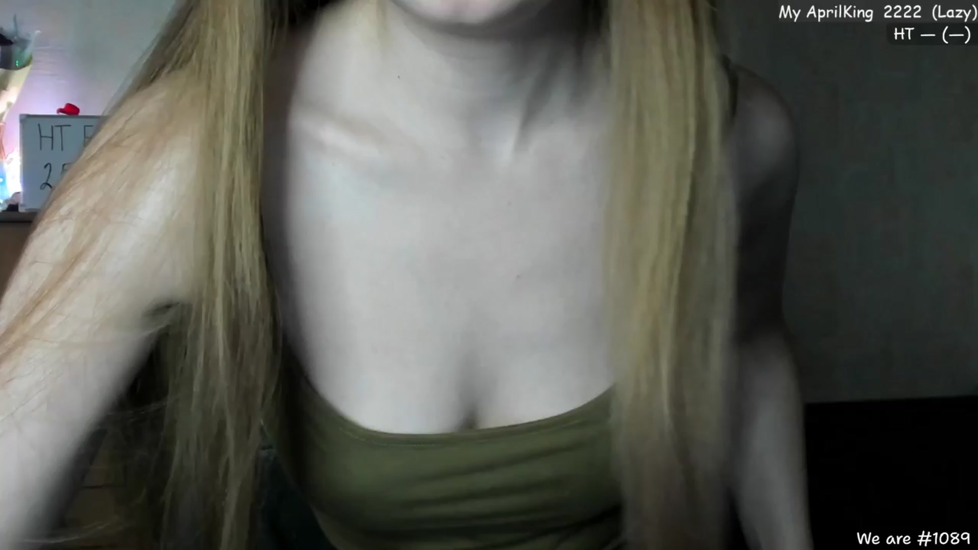 Gallery image thumbnail from LizaGhost's myfreecams stream on, 04/12/2024, 13:40 image 19 of 20
