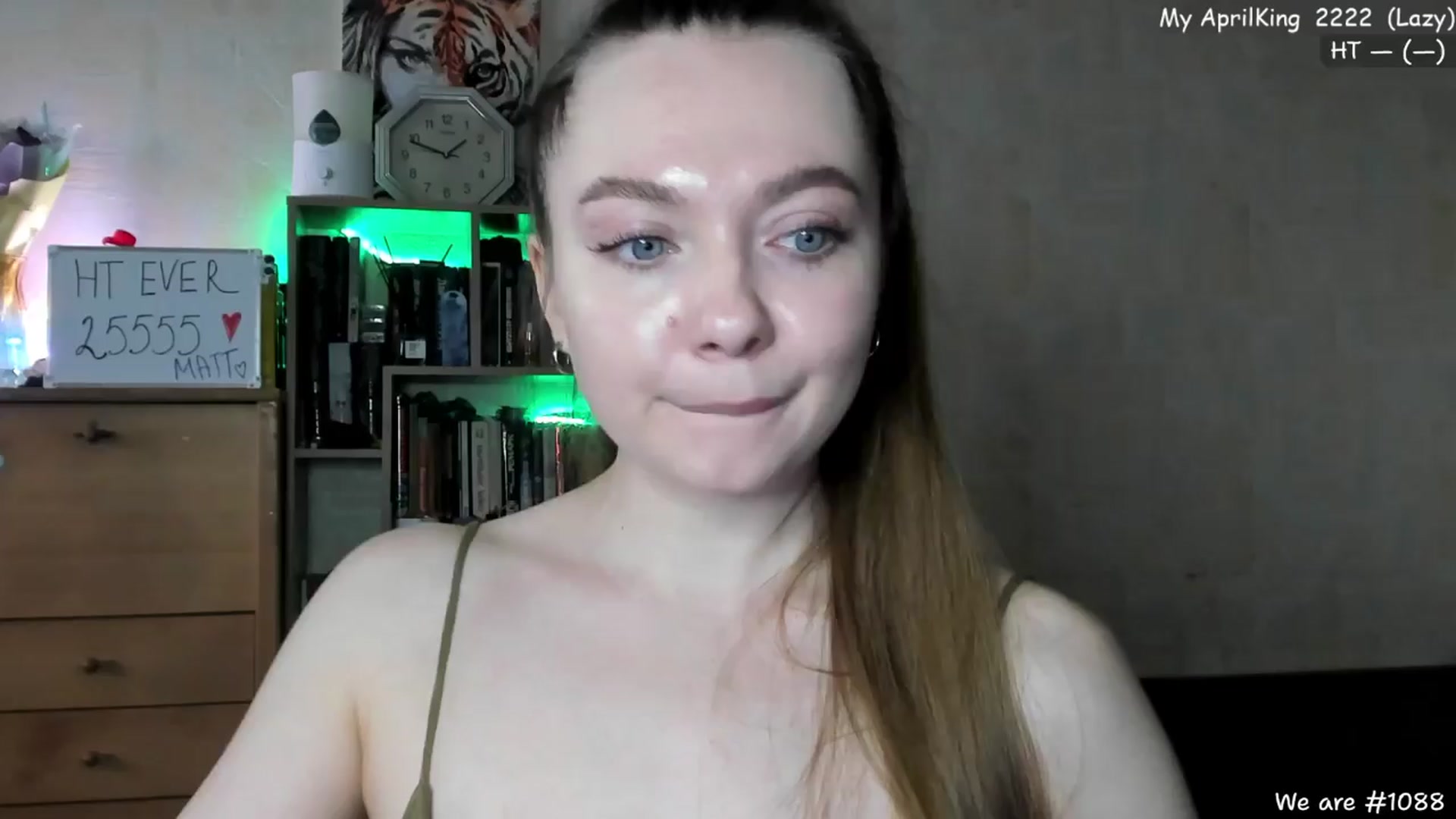 Gallery image thumbnail from LizaGhost's myfreecams stream on, 04/12/2024, 13:40 image 2 of 20