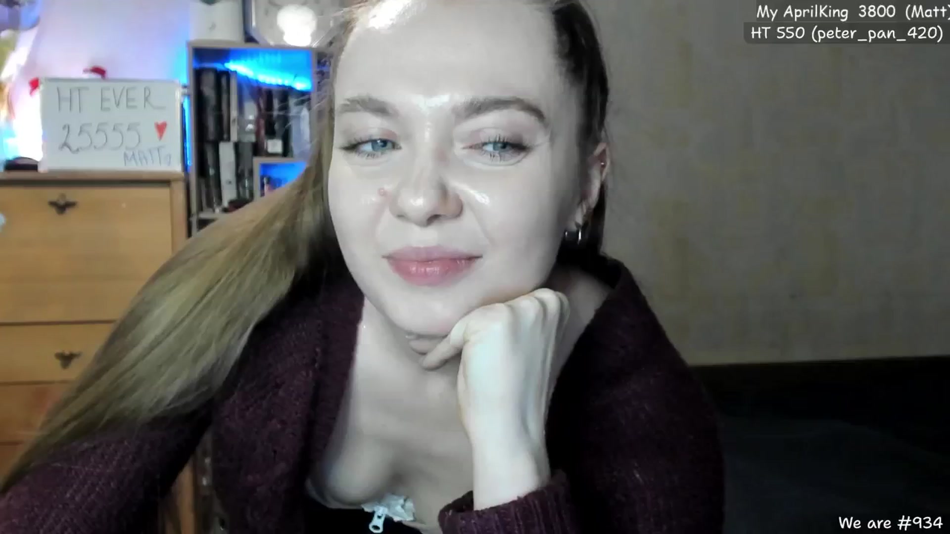 Gallery image thumbnail from LizaGhost's myfreecams stream on, 04/25/2024, 14:56 image 3 of 20