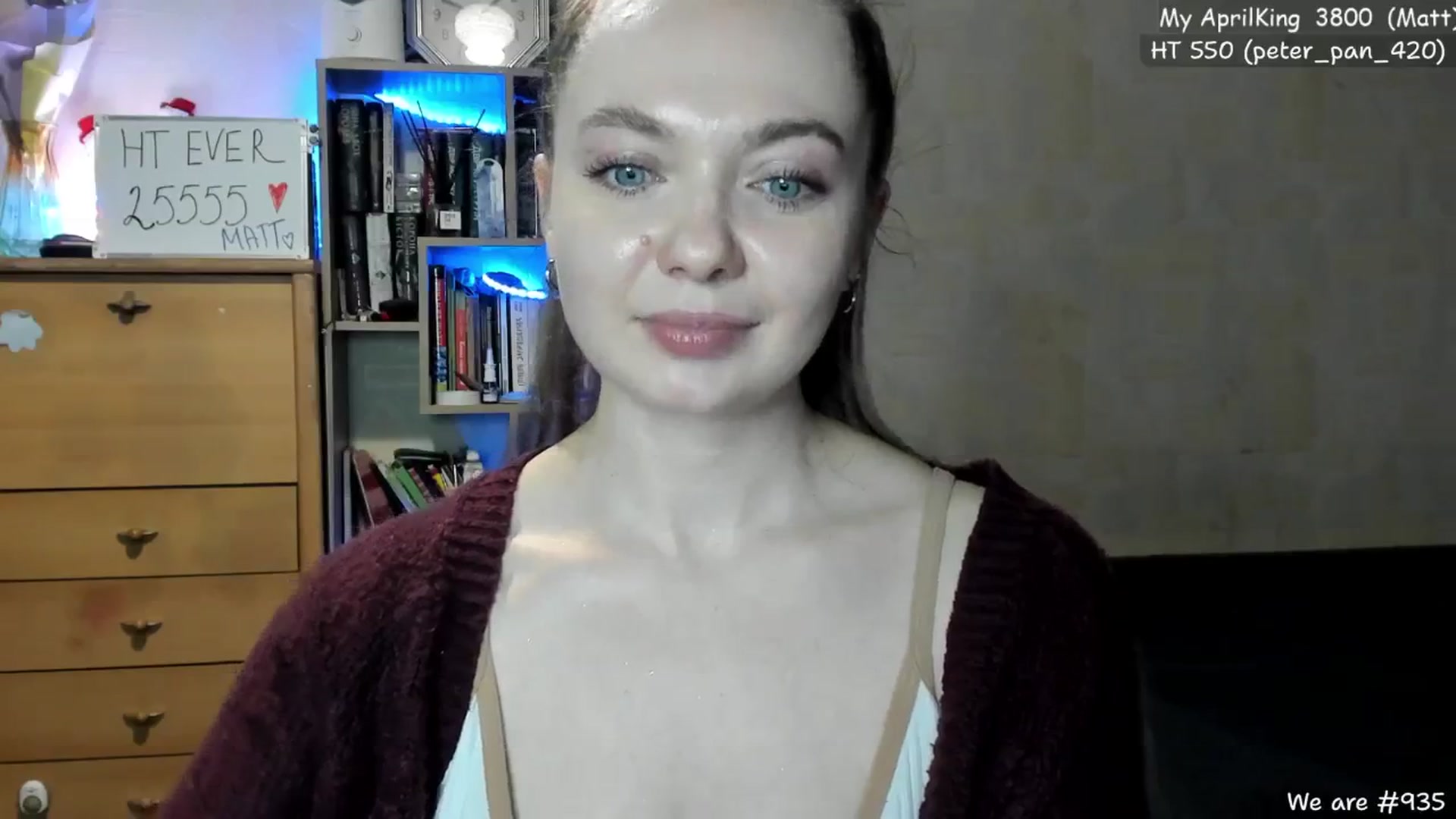 Gallery image thumbnail from LizaGhost's myfreecams stream on, 04/25/2024, 14:56 image 19 of 20