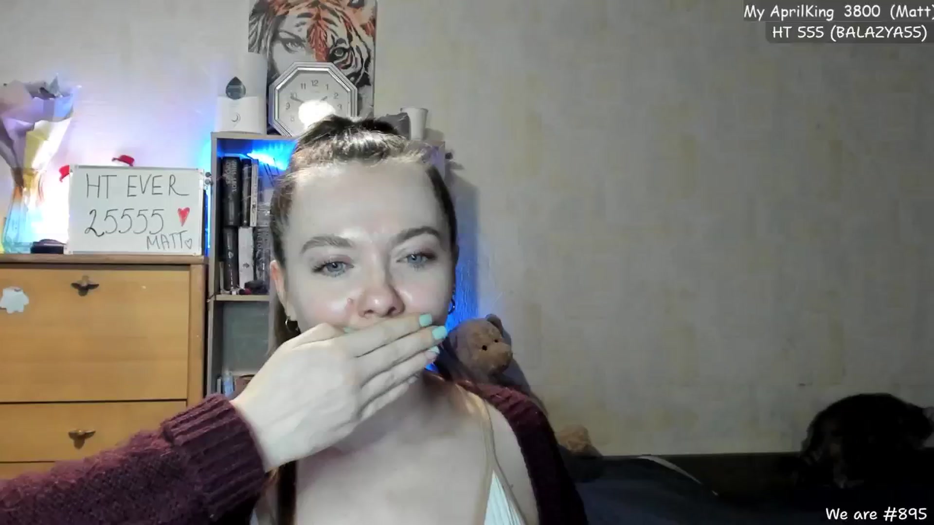 Gallery image thumbnail from LizaGhost's myfreecams stream on, 04/25/2024, 17:04 image 17 of 20