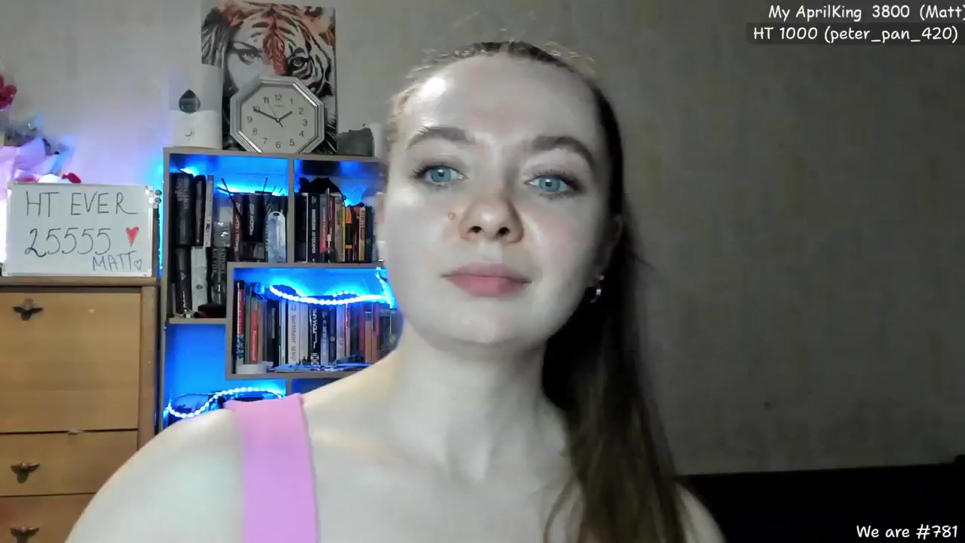Gallery image thumbnail from LizaGhost's myfreecams stream on, 04/28/2024, 17:01 image 15 of 20