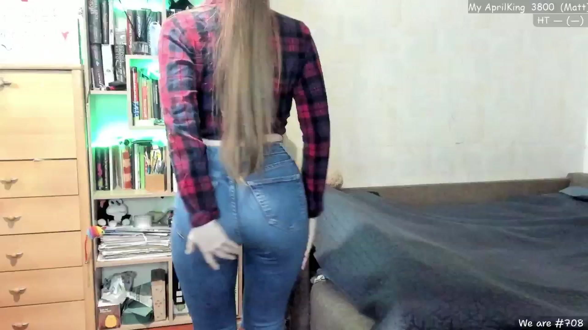 Gallery image thumbnail from LizaGhost's myfreecams stream on, 04/29/2024, 15:29 image 1 of 20