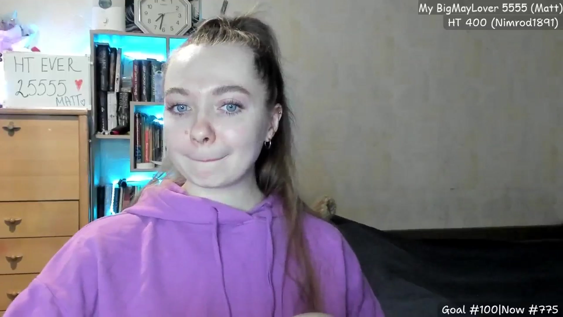 Gallery image thumbnail from LizaGhost's myfreecams stream on, 05/15/2024, 17:26 image 16 of 20