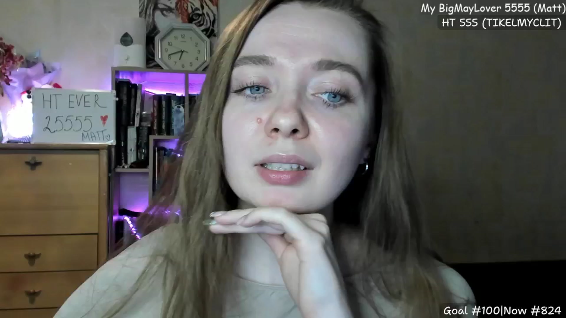 Gallery image thumbnail from LizaGhost's myfreecams stream on, 05/16/2024, 17:27 image 7 of 20