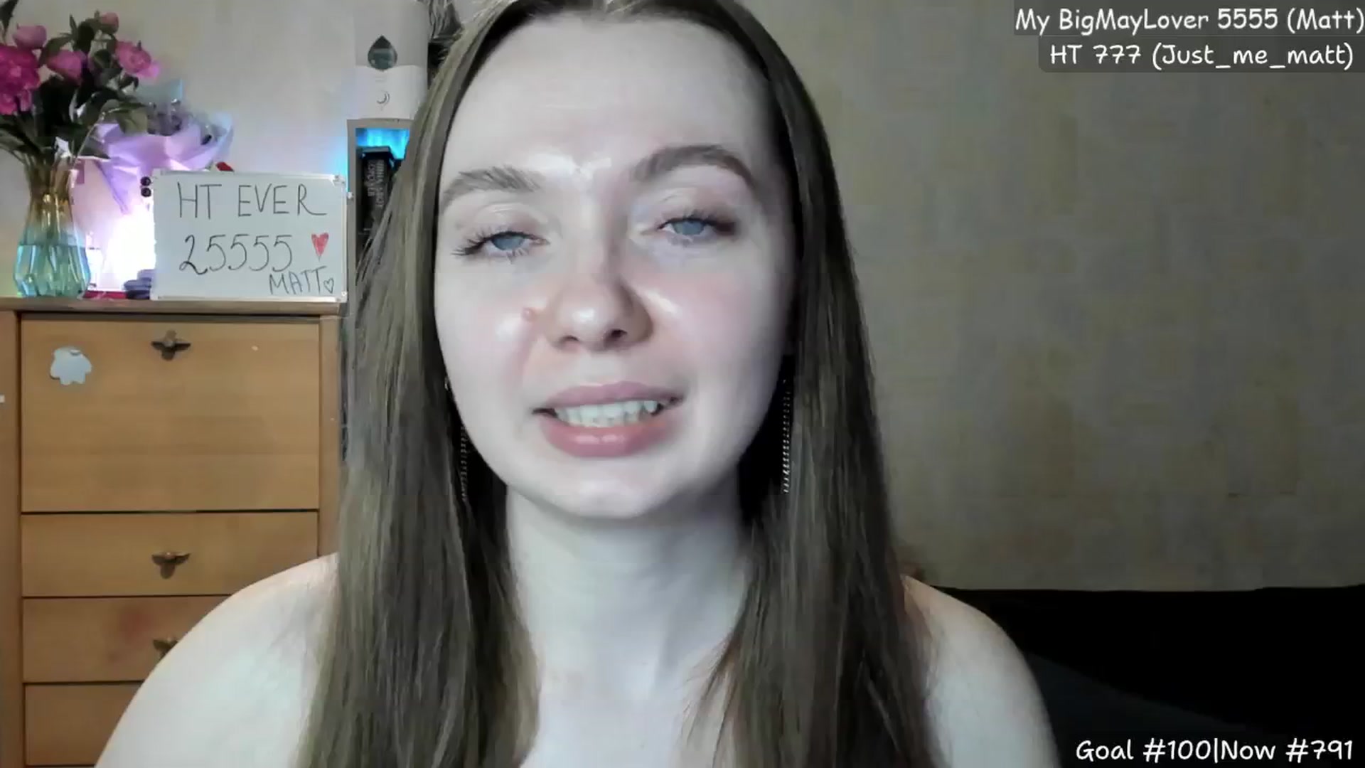 Gallery image thumbnail from LizaGhost's myfreecams stream on, 05/22/2024, 15:35 image 11 of 20