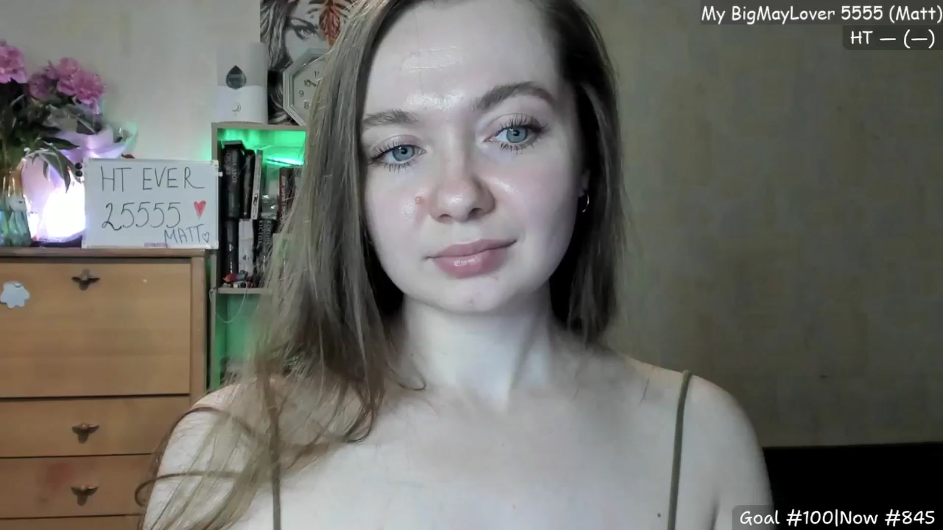 Gallery image thumbnail from LizaGhost's myfreecams stream on, 05/25/2024, 14:46 image 13 of 20