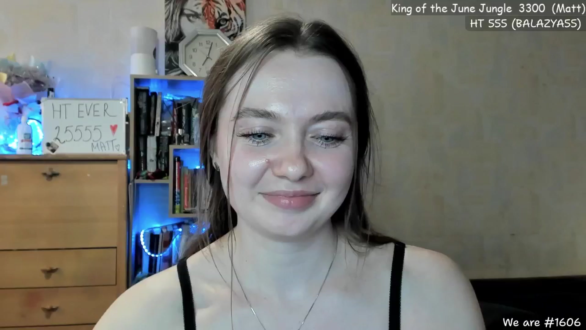 Gallery image thumbnail from LizaGhost's myfreecams stream on, 06/07/2024, 17:09 image 11 of 20