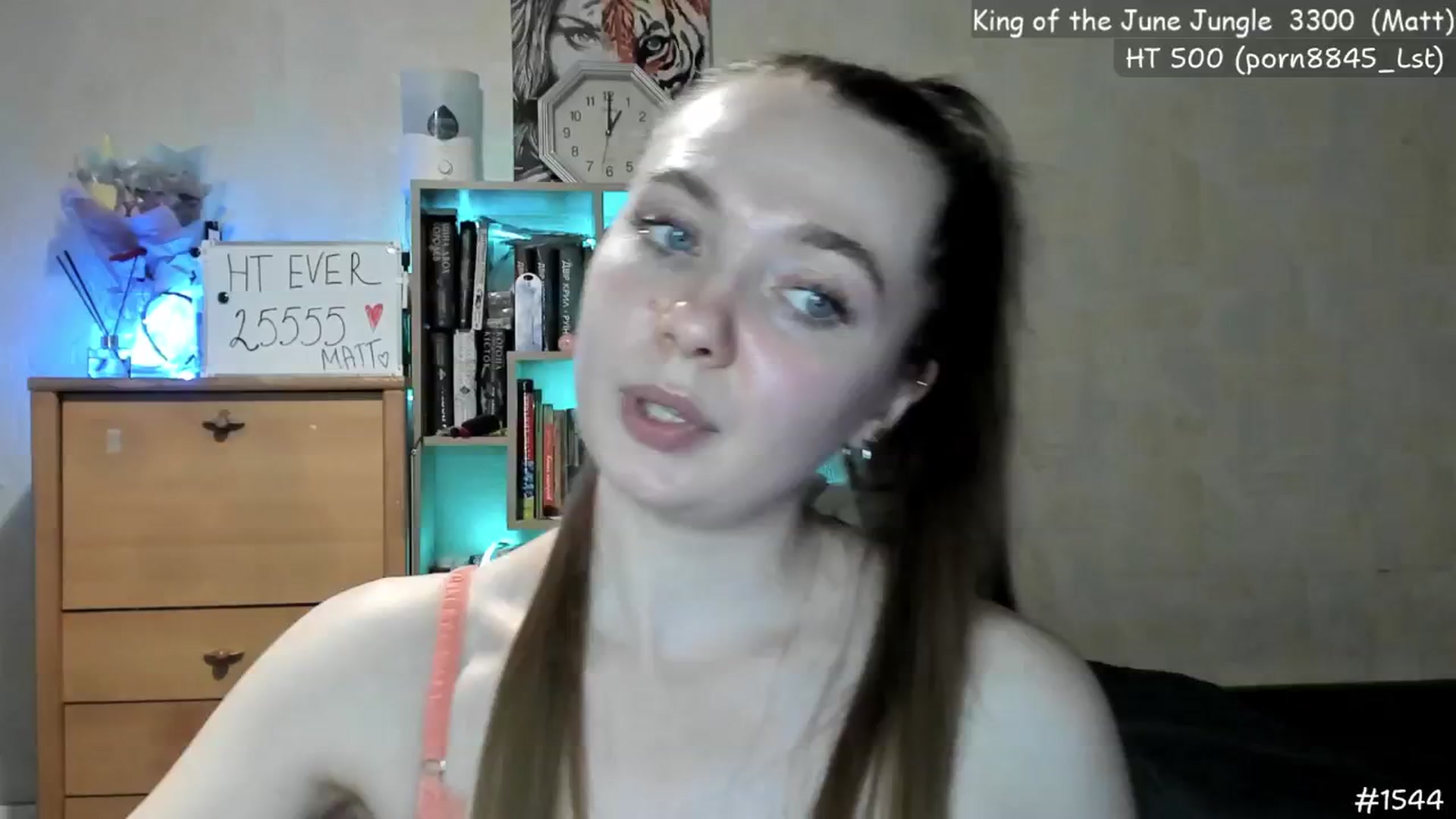 Gallery image thumbnail from LizaGhost's myfreecams stream on, 06/17/2024, 17:09 image 20 of 20