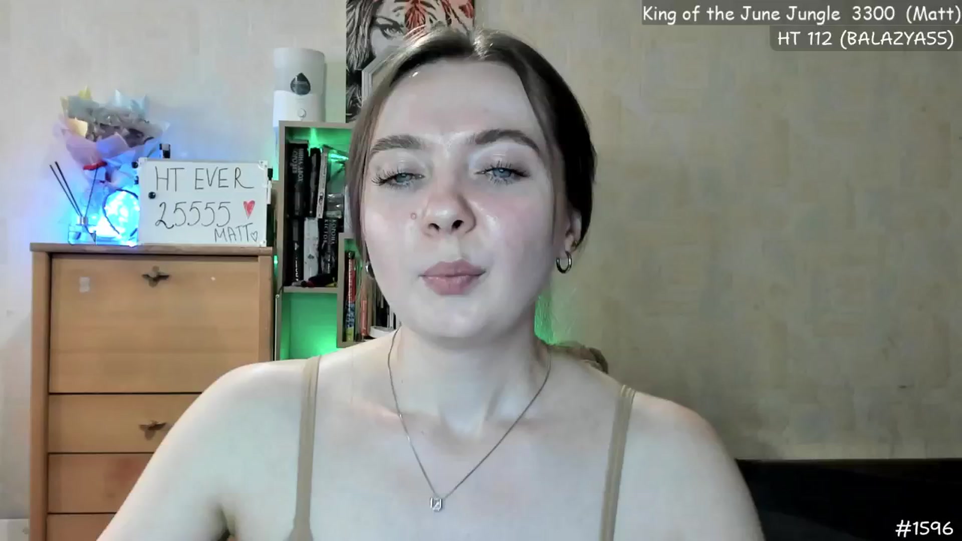 Gallery image thumbnail from LizaGhost's myfreecams stream on, 06/19/2024, 17:04 image 14 of 20