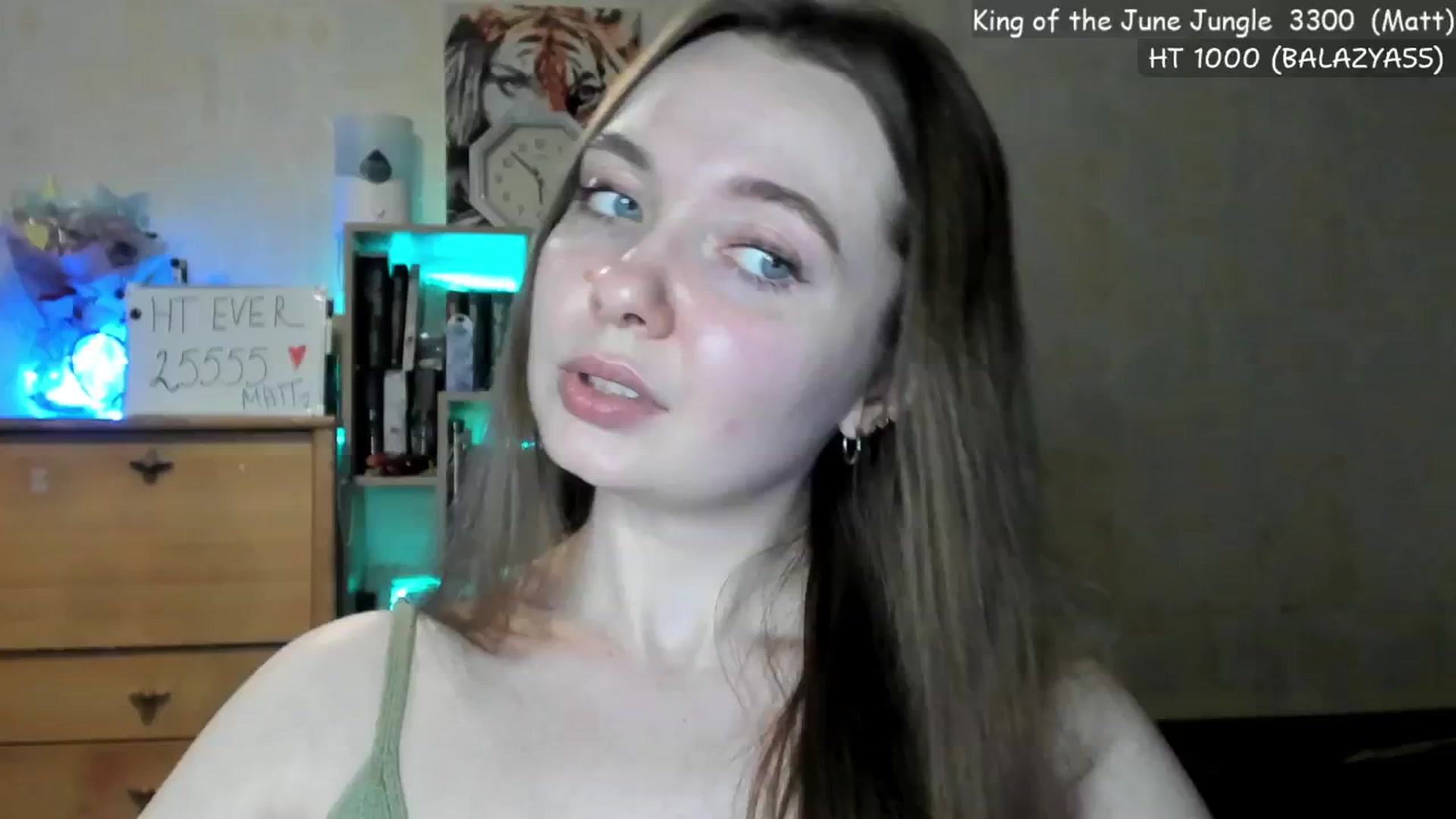 Gallery image thumbnail from LizaGhost's myfreecams stream on, 06/25/2024, 16:56 image 11 of 20