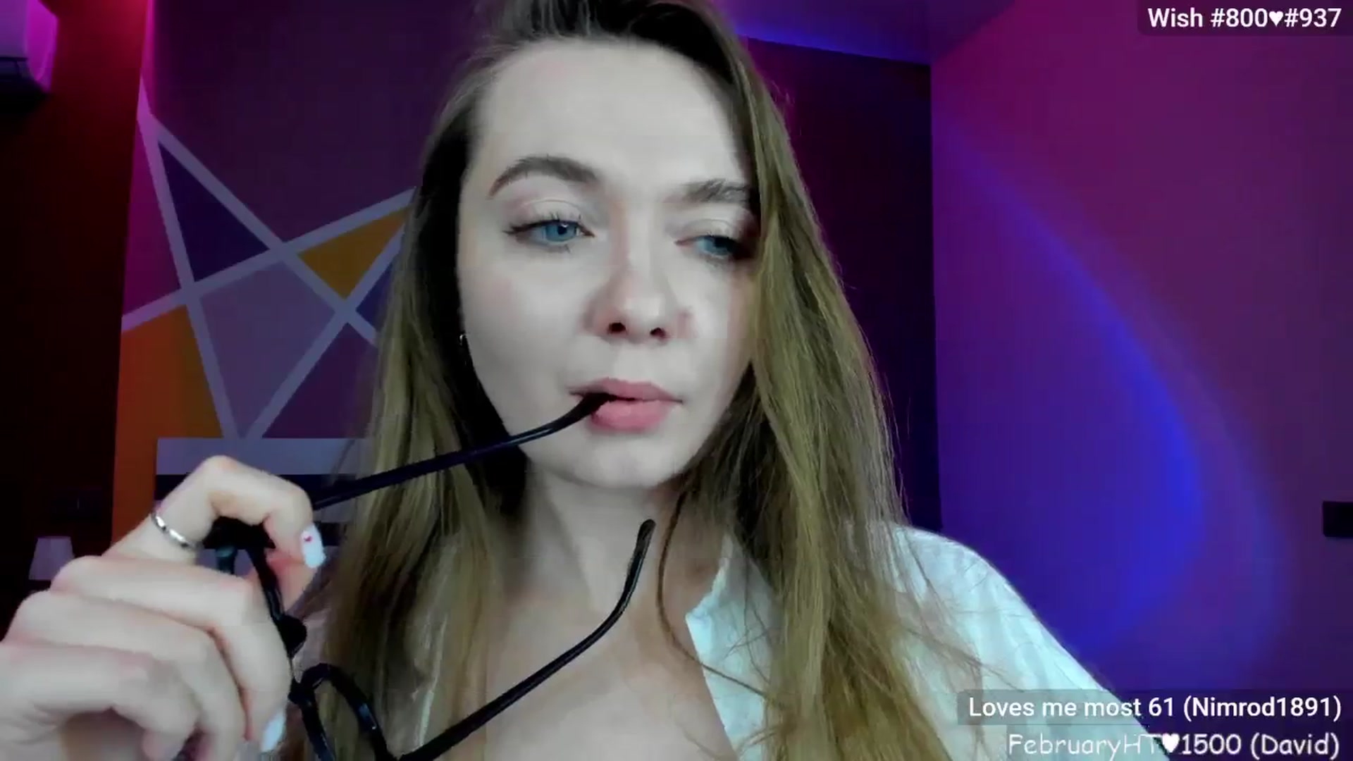 Gallery image thumbnail from LizaGhost's myfreecams stream on, 02/05/2025, 13:31 image 11 of 20