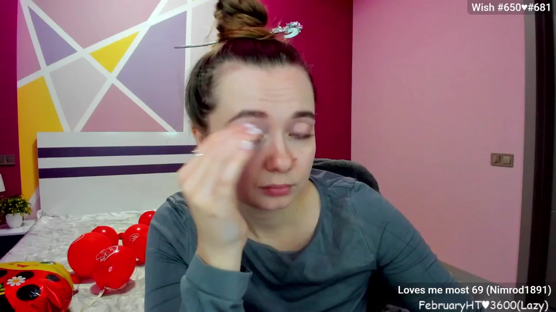 Gallery image thumbnail from LizaGhost's myfreecams stream on, 02/18/2025, 17:54 image 3 of 20