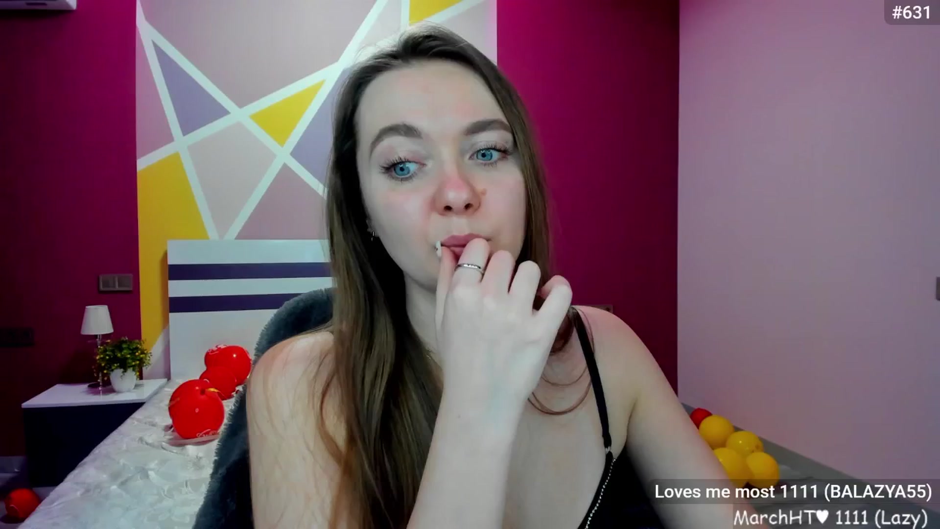 Gallery image thumbnail from LizaGhost's myfreecams stream on, 03/03/2025, 18:04 image 15 of 20