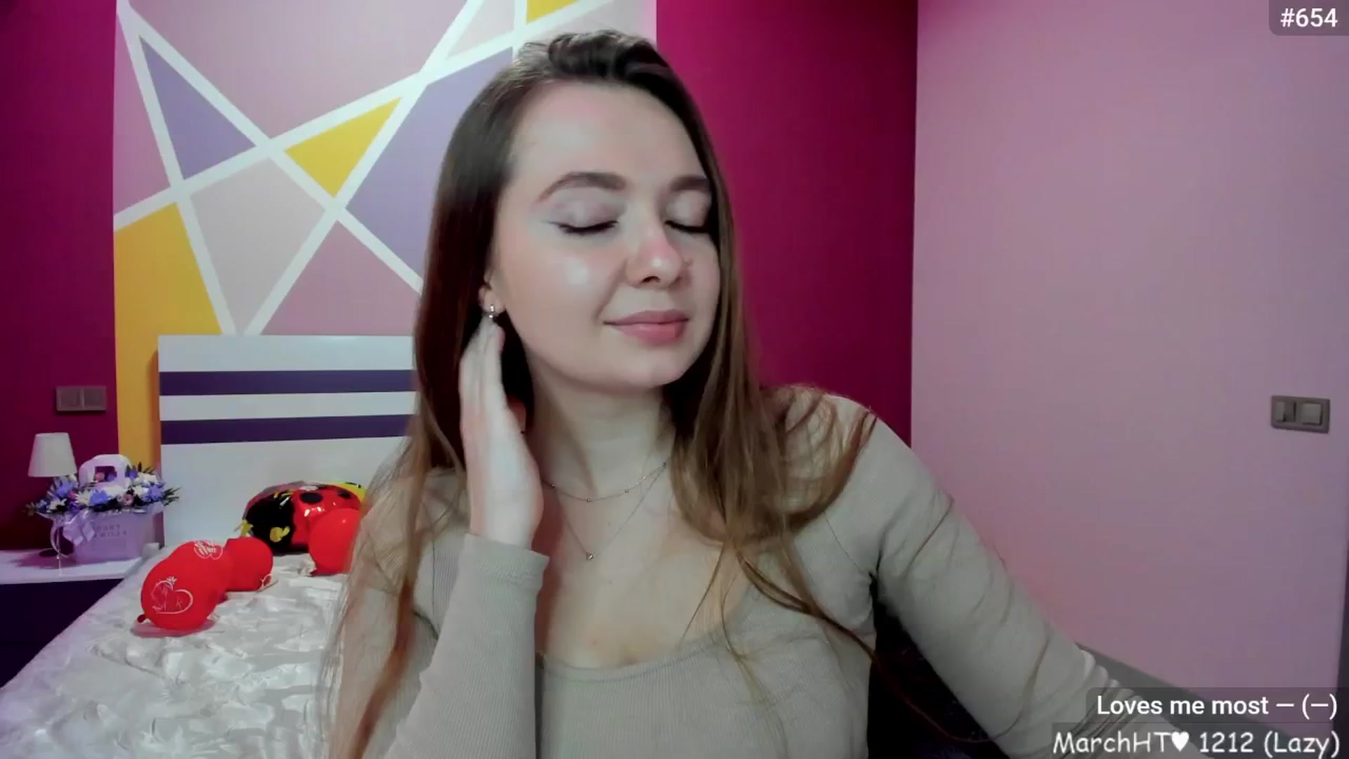 Gallery image thumbnail from LizaGhost's myfreecams stream on, 03/08/2025, 14:06 image 9 of 20
