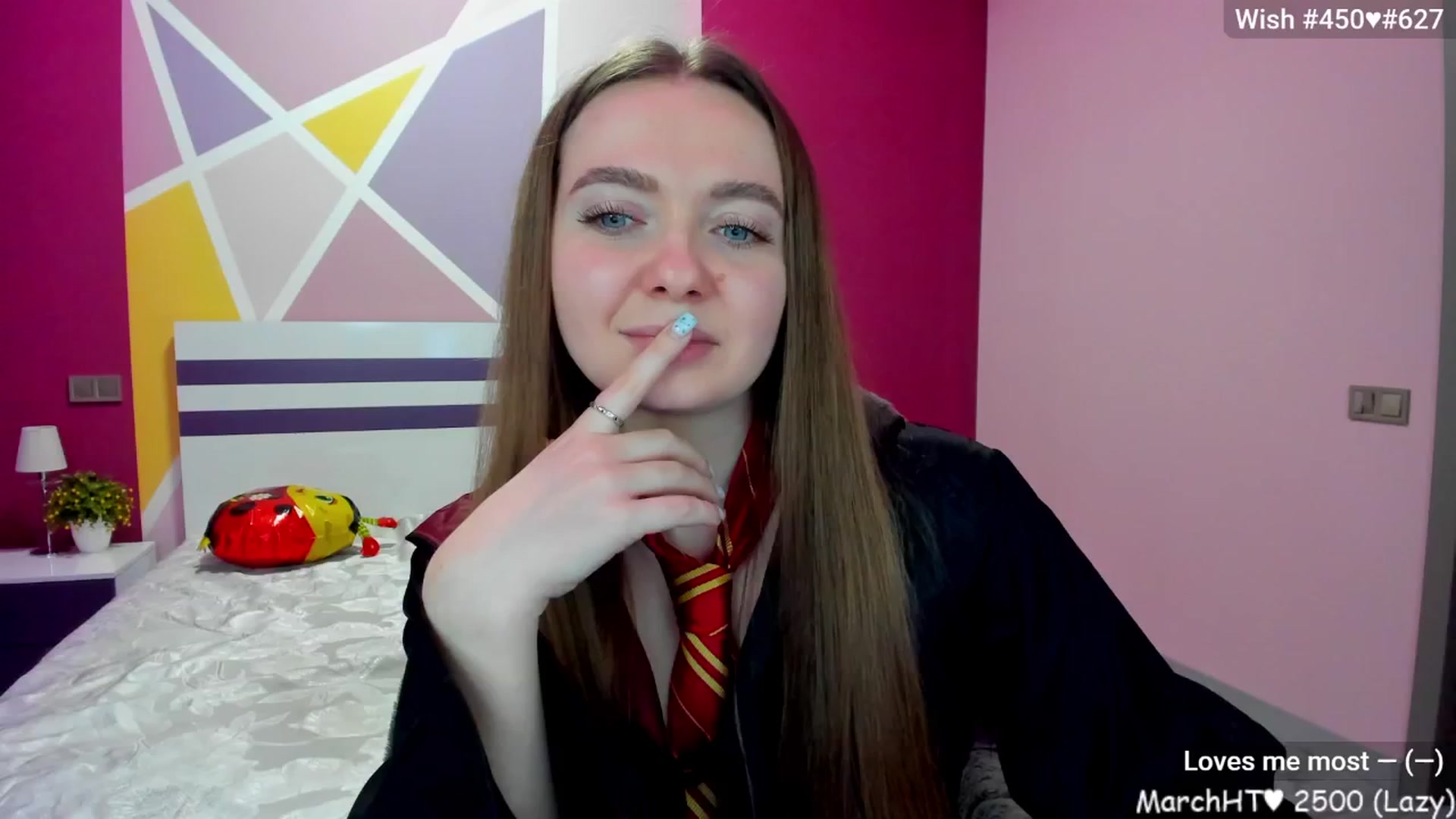 Gallery image thumbnail from LizaGhost's myfreecams stream on, 03/25/2025, 15:23 image 3 of 20