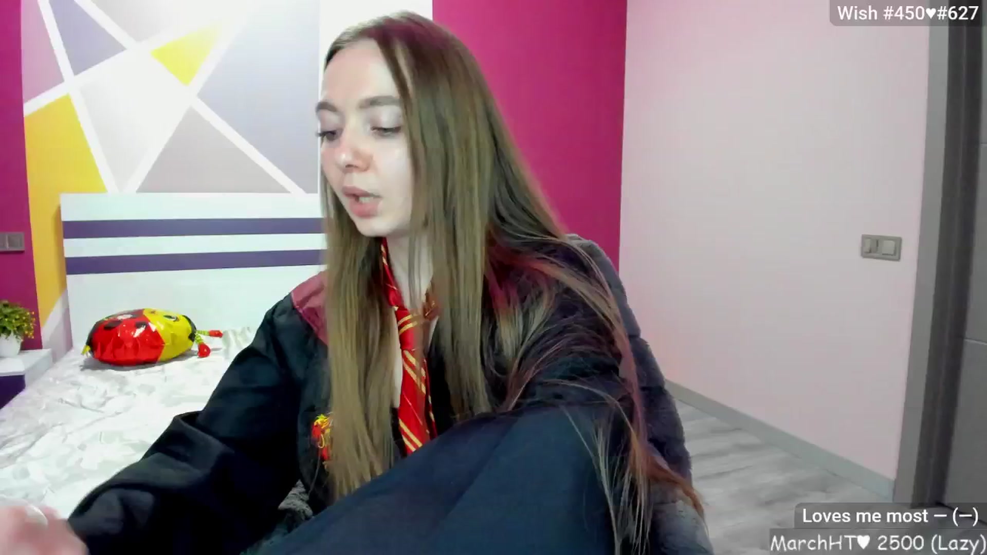 Gallery image thumbnail from LizaGhost's myfreecams stream on, 03/25/2025, 15:23 image 19 of 20