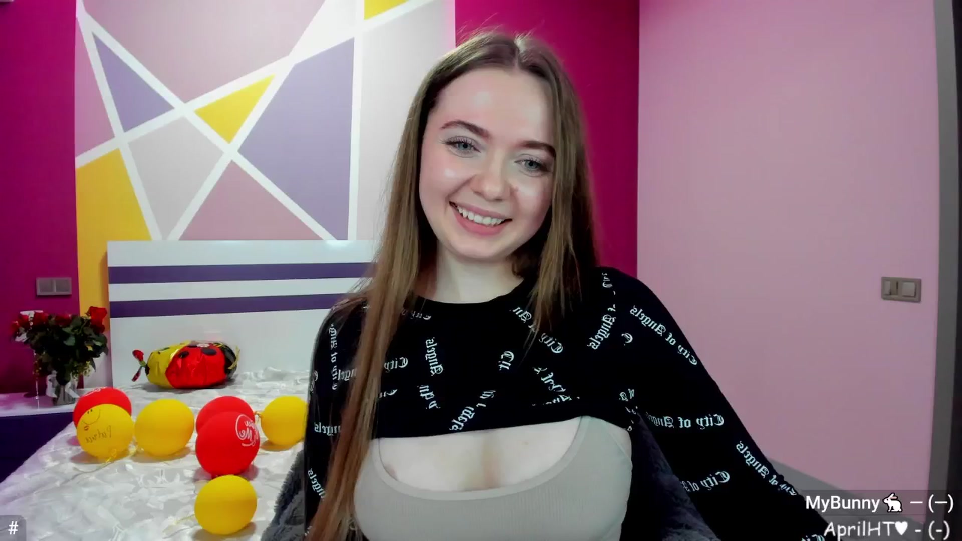 Gallery image thumbnail from LizaGhost's myfreecams stream on, 04/01/2025, 12:55 image 13 of 20