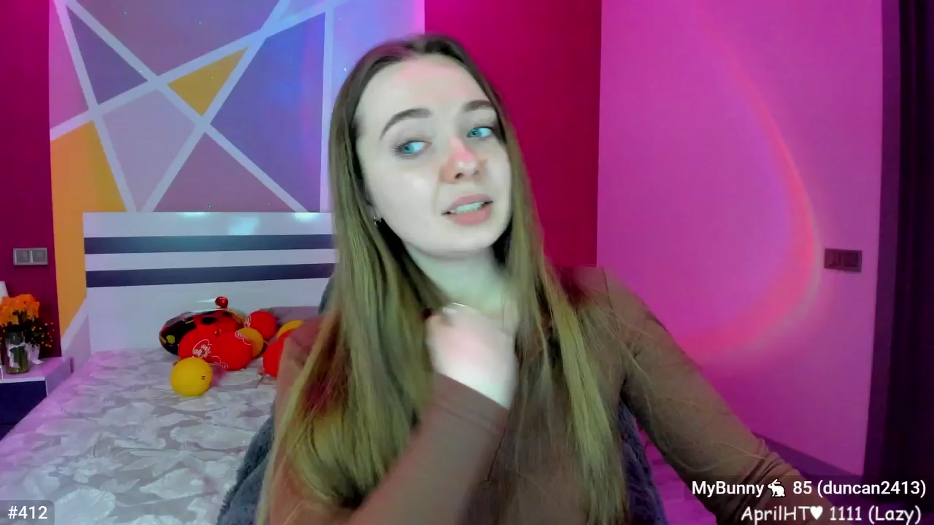 Gallery image thumbnail from LizaGhost's myfreecams stream on, 04/08/2025, 17:04 image 9 of 20