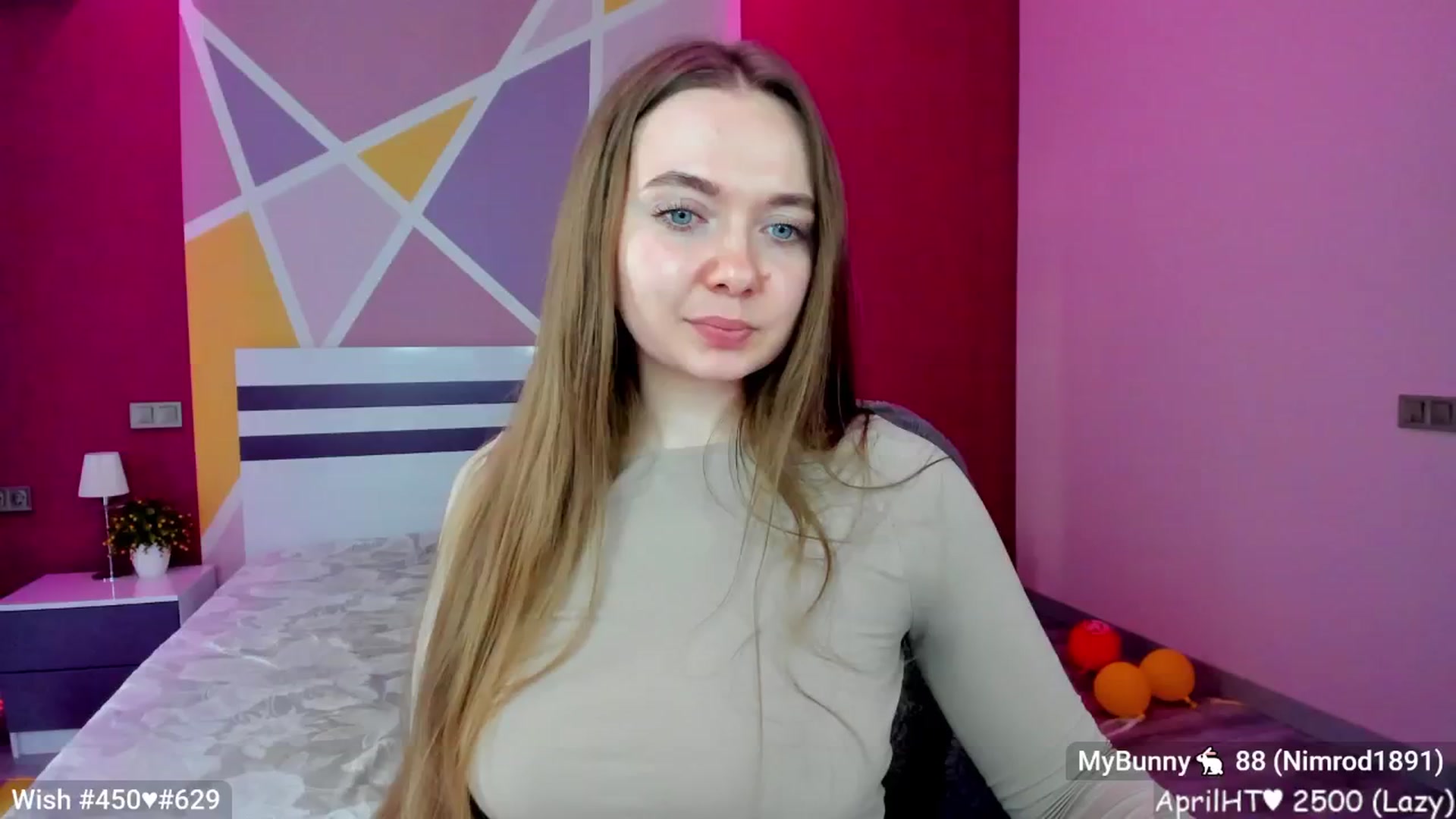 Gallery image thumbnail from LizaGhost's myfreecams stream on, 04/14/2025, 17:01 image 10 of 20