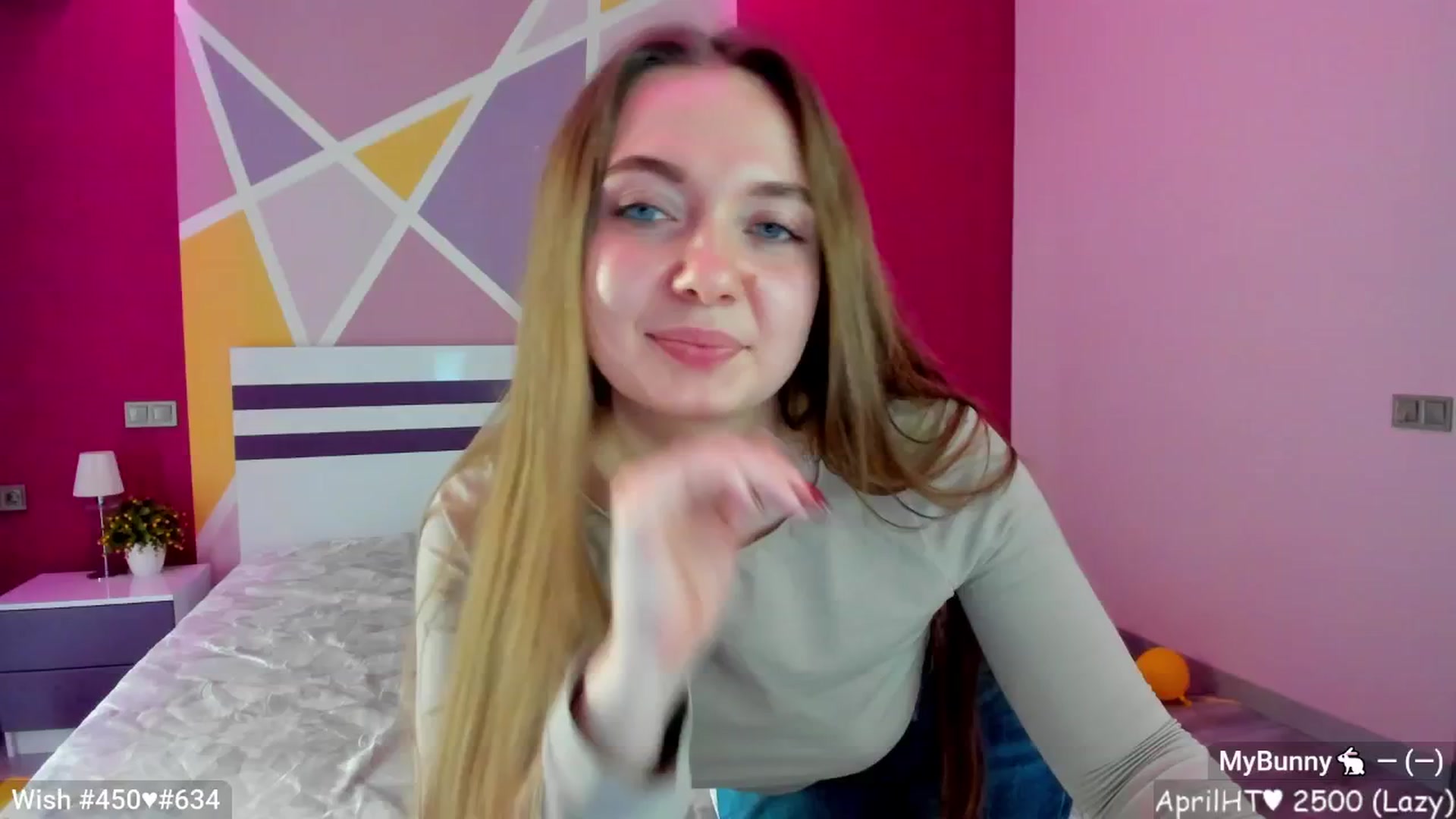 Gallery image thumbnail from LizaGhost's myfreecams stream on, 04/14/2025, 17:01 image 3 of 20