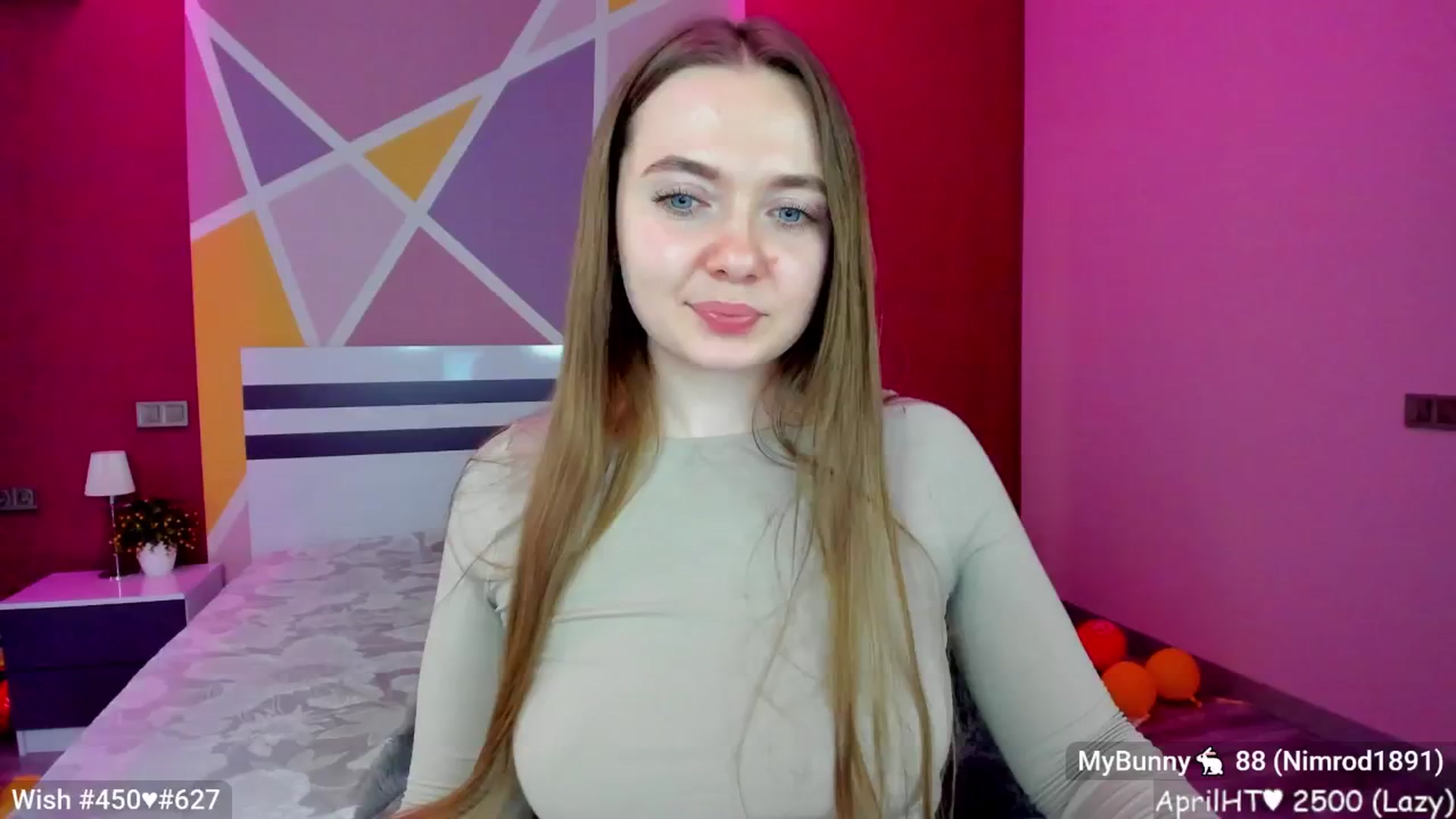 Gallery image thumbnail from LizaGhost's myfreecams stream on, 04/14/2025, 17:01 image 15 of 20