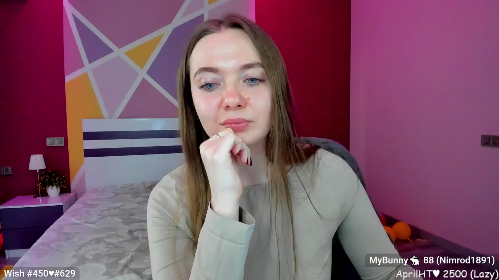 Gallery image thumbnail from LizaGhost's myfreecams stream on, 04/14/2025, 17:01 image 12 of 20