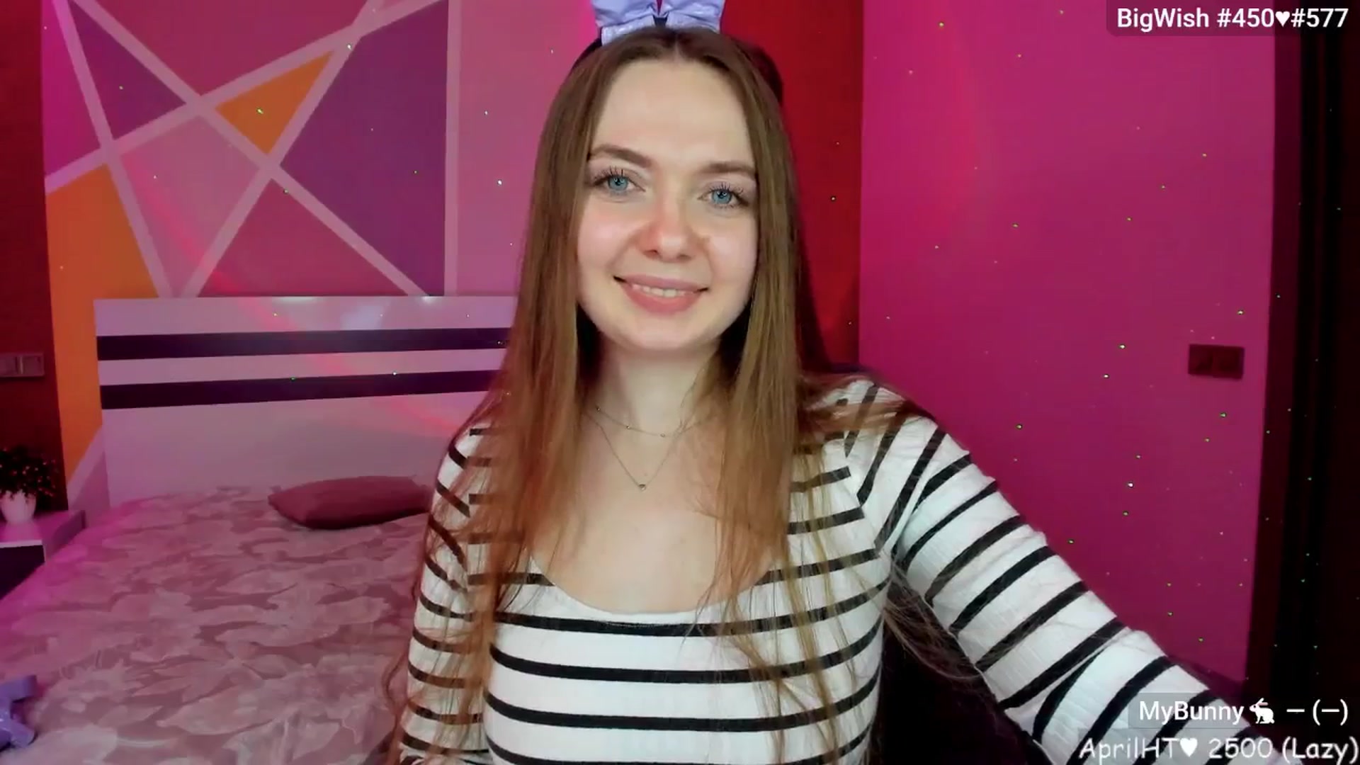 Gallery image thumbnail from LizaGhost's myfreecams stream on, 04/19/2025, 13:17 image 18 of 20