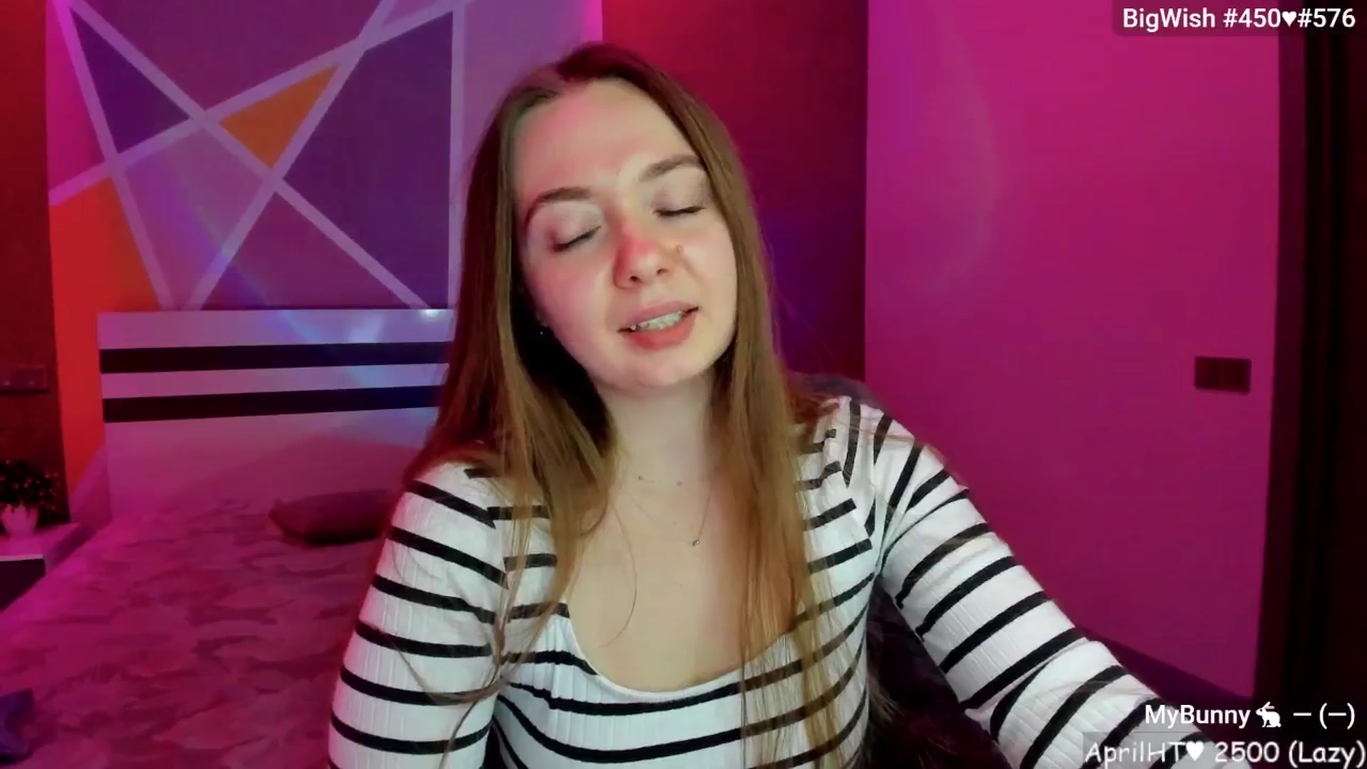Gallery image thumbnail from LizaGhost's myfreecams stream on, 04/19/2025, 13:17 image 12 of 20