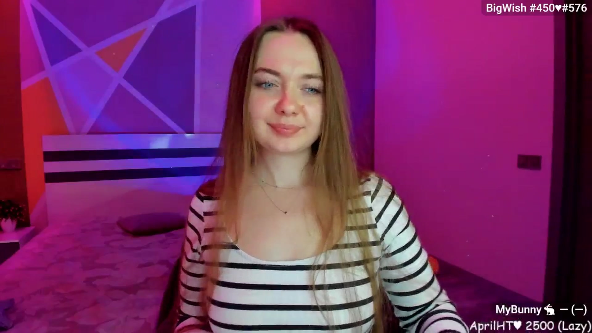 Gallery image thumbnail from LizaGhost's myfreecams stream on, 04/19/2025, 13:17 image 9 of 20