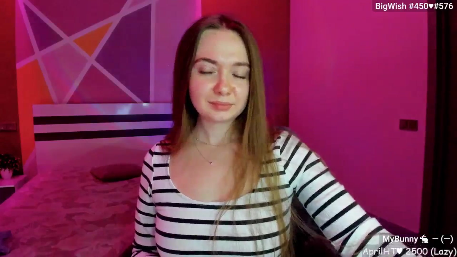 Gallery image thumbnail from LizaGhost's myfreecams stream on, 04/19/2025, 13:17 image 11 of 20