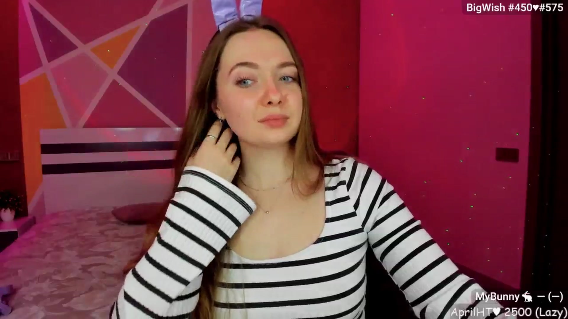 Gallery image thumbnail from LizaGhost's myfreecams stream on, 04/19/2025, 13:17 image 4 of 20