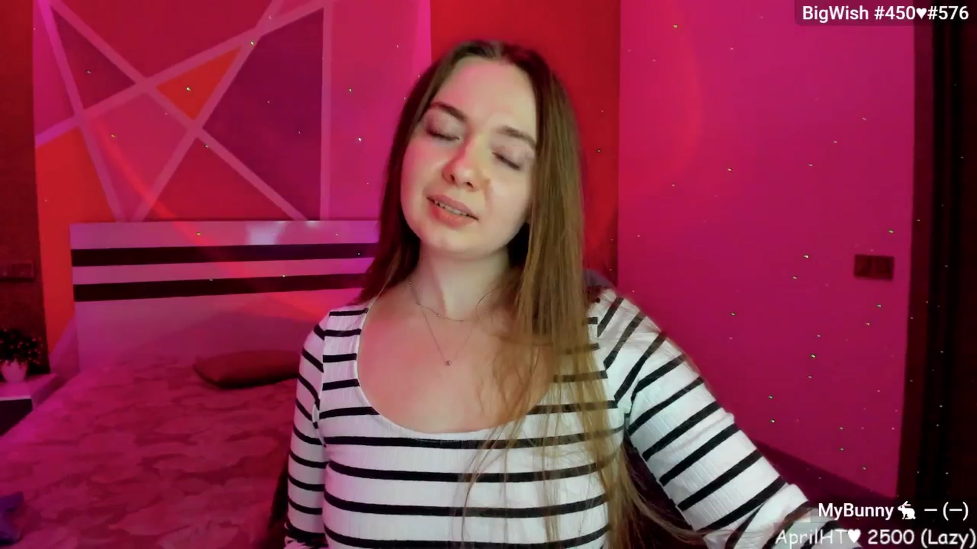 Gallery image thumbnail from LizaGhost's myfreecams stream on, 04/19/2025, 13:17 image 10 of 20
