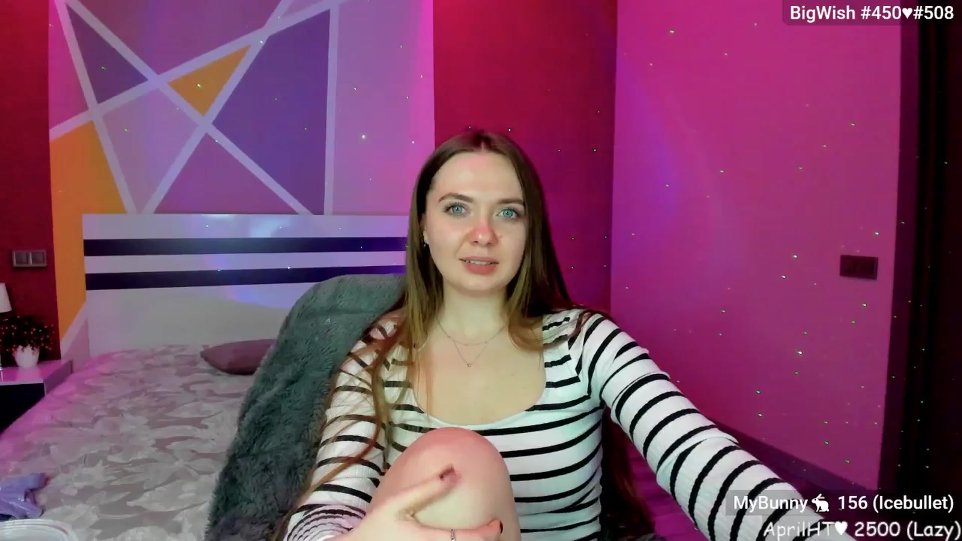Gallery image thumbnail from LizaGhost's myfreecams stream on, 04/19/2025, 16:51 image 20 of 20