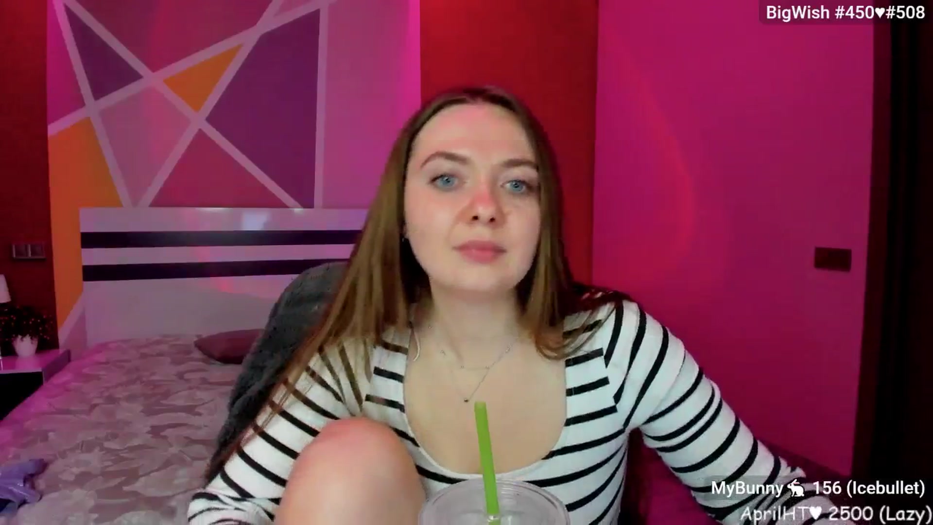 Gallery image thumbnail from LizaGhost's myfreecams stream on, 04/19/2025, 16:51 image 18 of 20