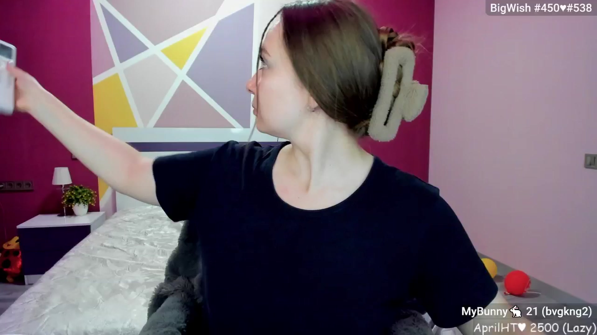 Gallery image thumbnail from LizaGhost's myfreecams stream on, 04/25/2025, 16:37 image 6 of 20