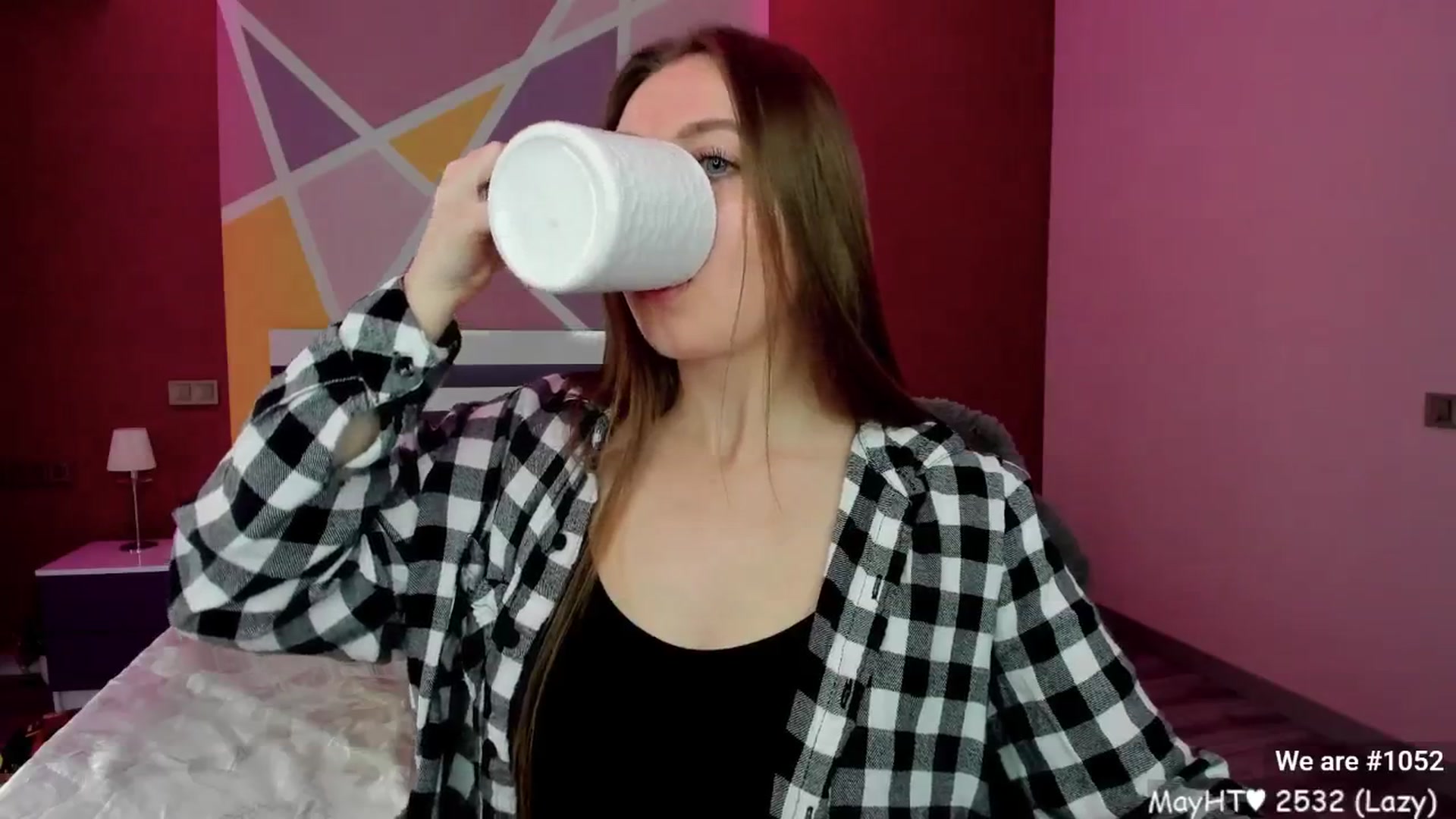 Gallery image thumbnail from LizaGhost's myfreecams stream on, 05/17/2025, 13:43 image 7 of 20