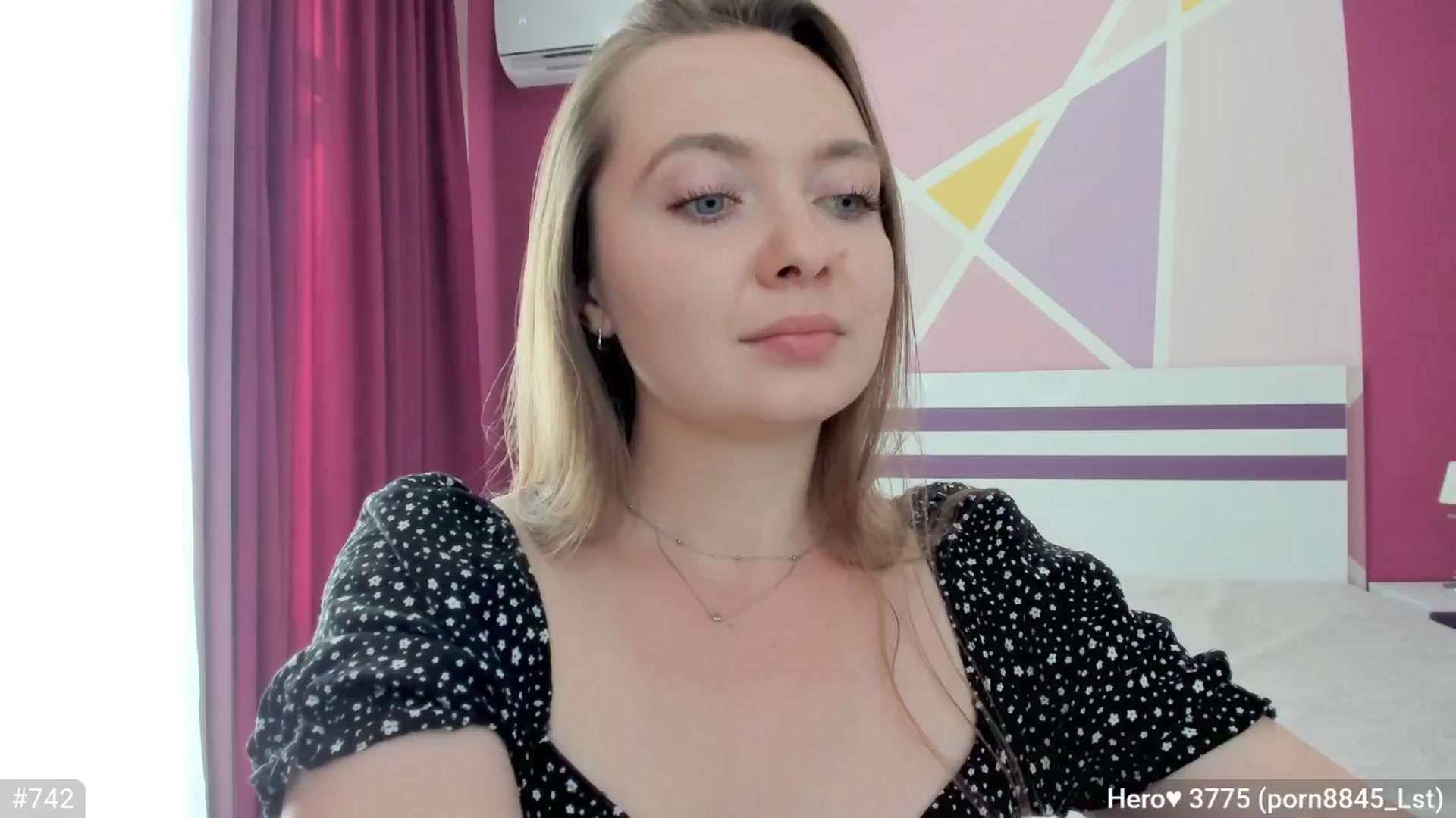 Gallery image thumbnail from LizaGhost's myfreecams stream on, 07/28/2025, 15:06 image 15 of 20