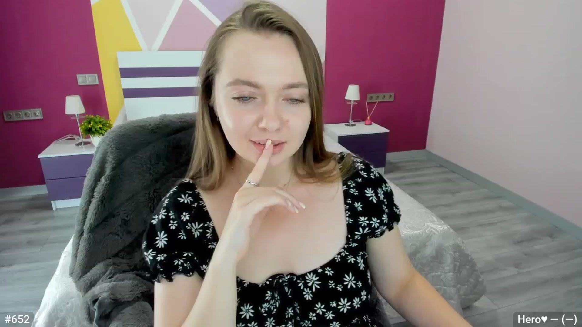Gallery image thumbnail from LizaGhost's myfreecams stream on, 07/29/2025, 17:02 image 1 of 20