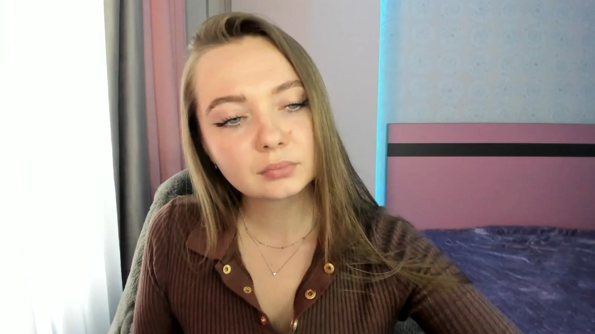 Gallery image thumbnail from LizaGhost's myfreecams stream on, 08/03/2025, 16:31 image 1 of 20