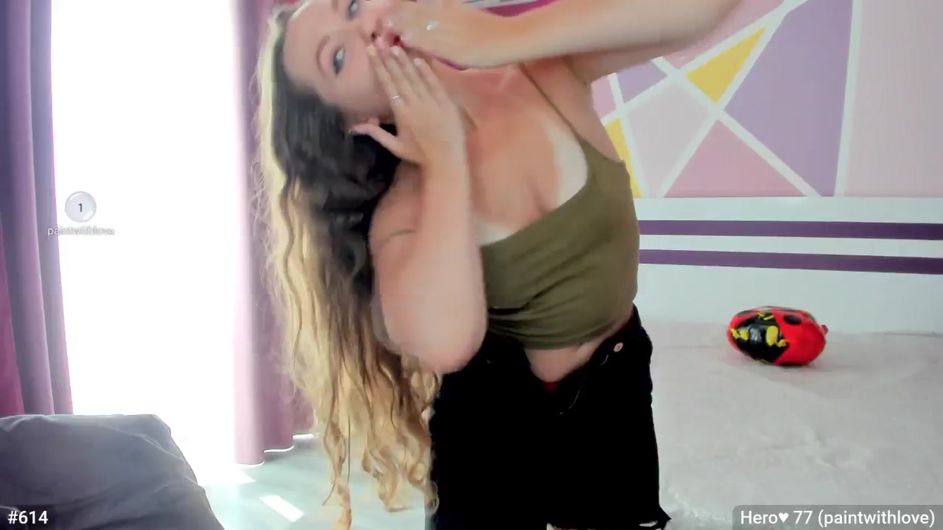 Gallery image thumbnail from LizaGhost's myfreecams stream on, 08/17/2025, 14:03 image 14 of 20