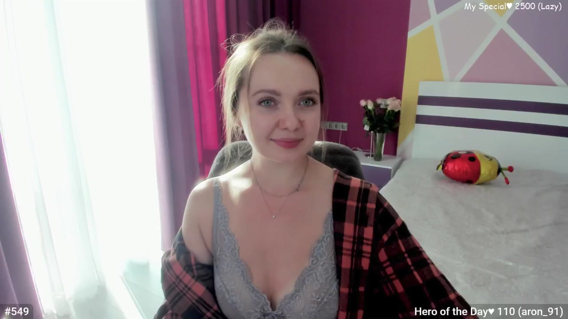 Gallery image thumbnail from LizaGhost's myfreecams stream on, 09/12/2025, 17:02 image 6 of 20