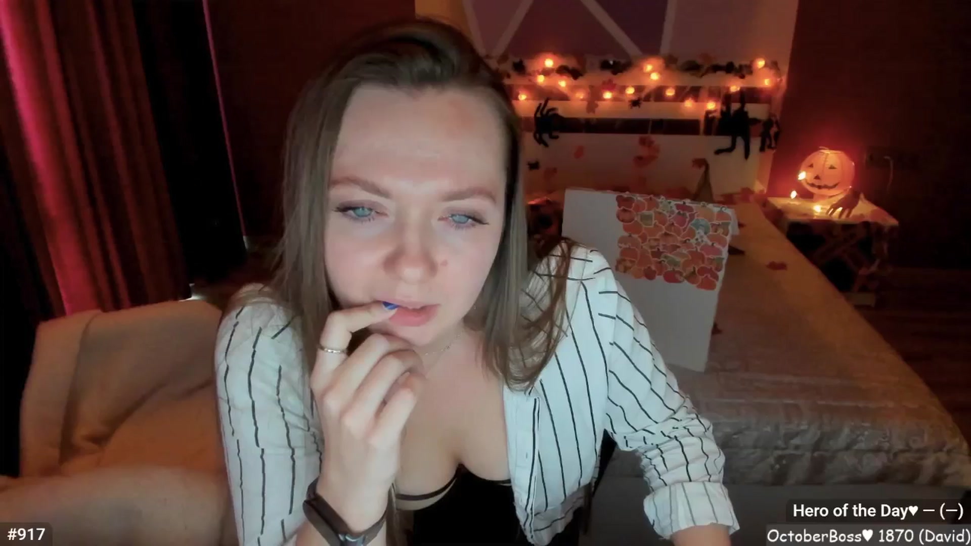 Gallery image thumbnail from LizaGhost's myfreecams stream on, 10/18/2025, 14:00 image 13 of 20